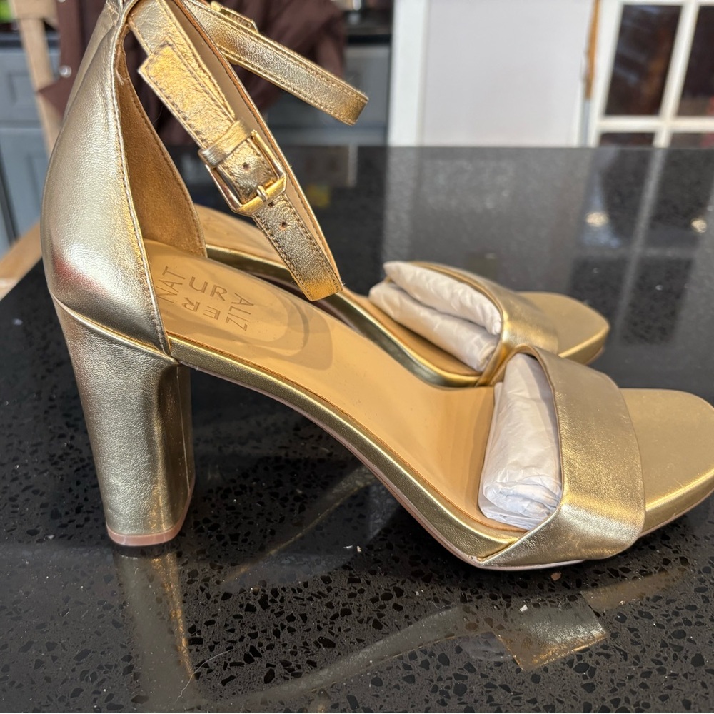 Naturalizer Joy Ankle Strap Gold High Heel Women's Sandals Size 10 Wide